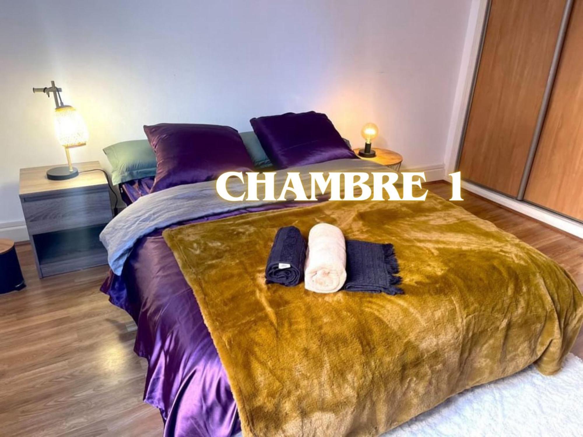 L'Atypique Mirebeau - T3 Duplex - Centre Historique Leilighet Bourges Eksteriør bilde